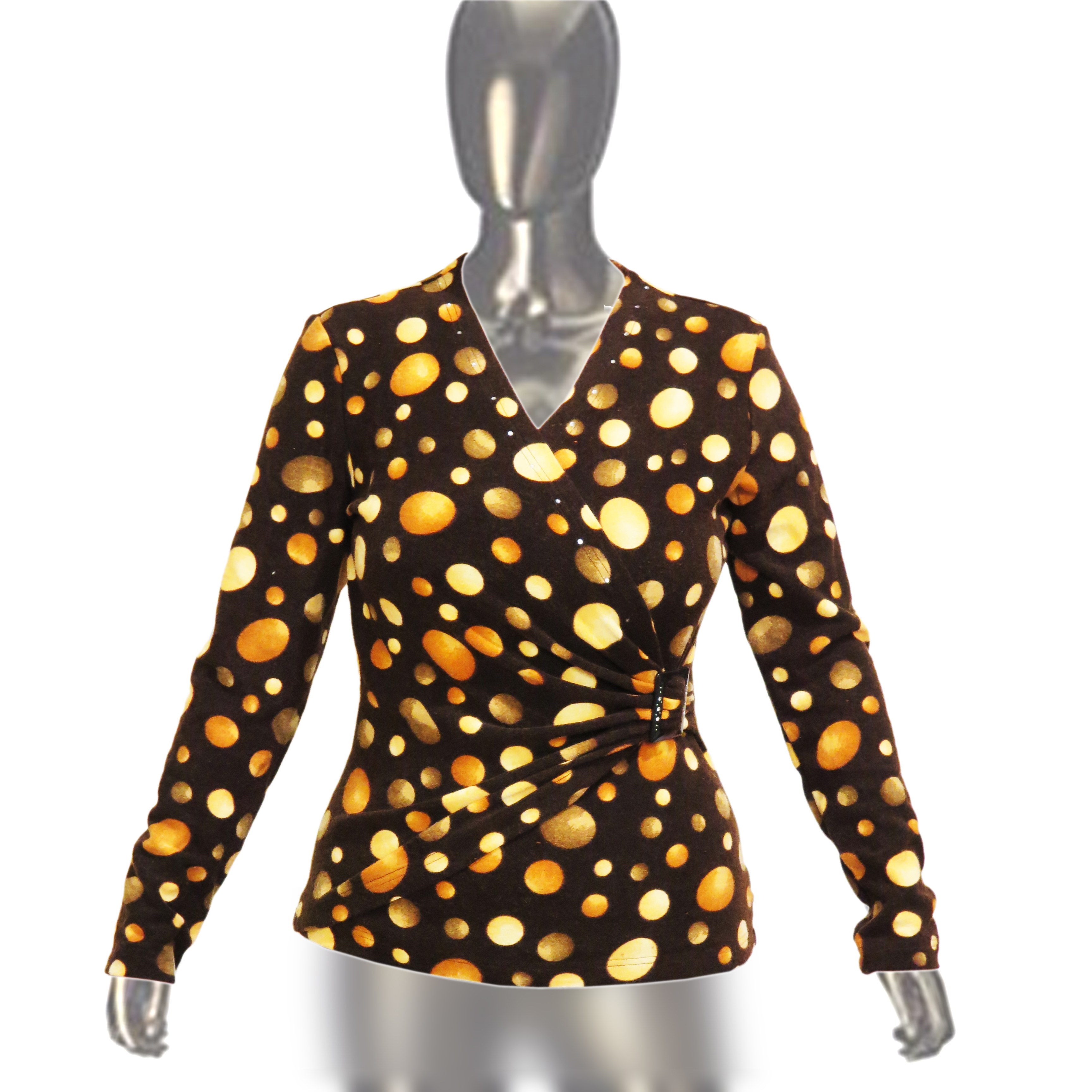 بلوز یقه زیر و رو قهوه ای طرح دار زنانه