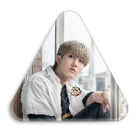 پیکسل خندالو طرح چانگبین گروه استری کیدز Stray Kids مدل مثلثی کد 11869