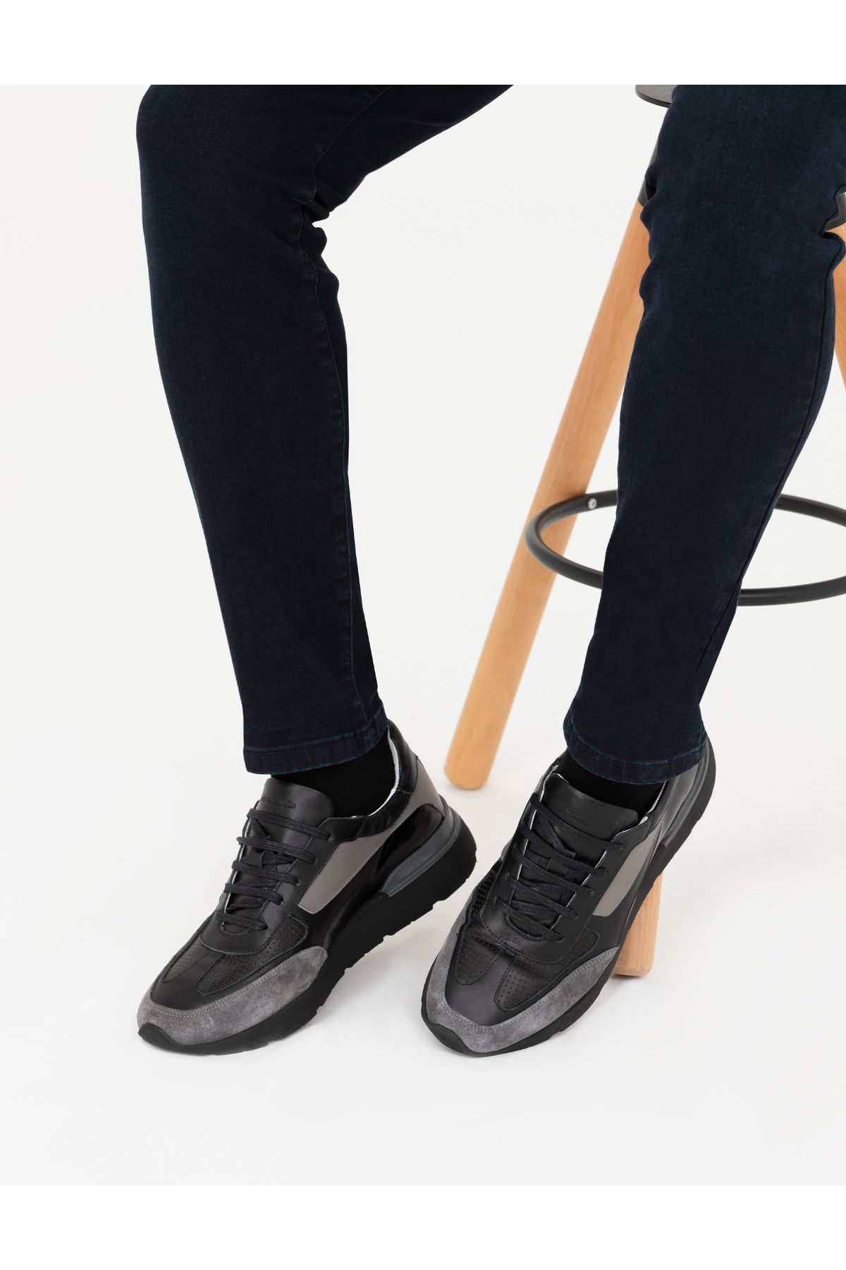 کفش های کژوال چند رنگ مردانه روزمره چرمی 100 ٪ سیاه Pierre Cardin