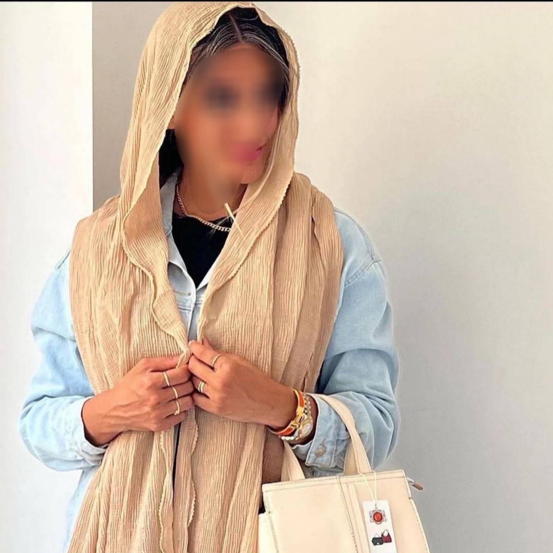 شال وارداتی (چهار فصل) لبه زیپی،با شاین ملایم ،رنگ کرم روشن (گلبهی روشن)