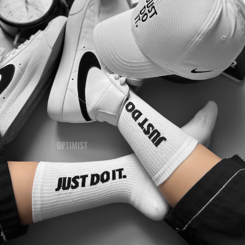 جوراب جاست دو ایت رنگ سفید و مشکی نانو وارداتی ضد بو ضد حساسیت سایز 46 تا 36 درجه 1