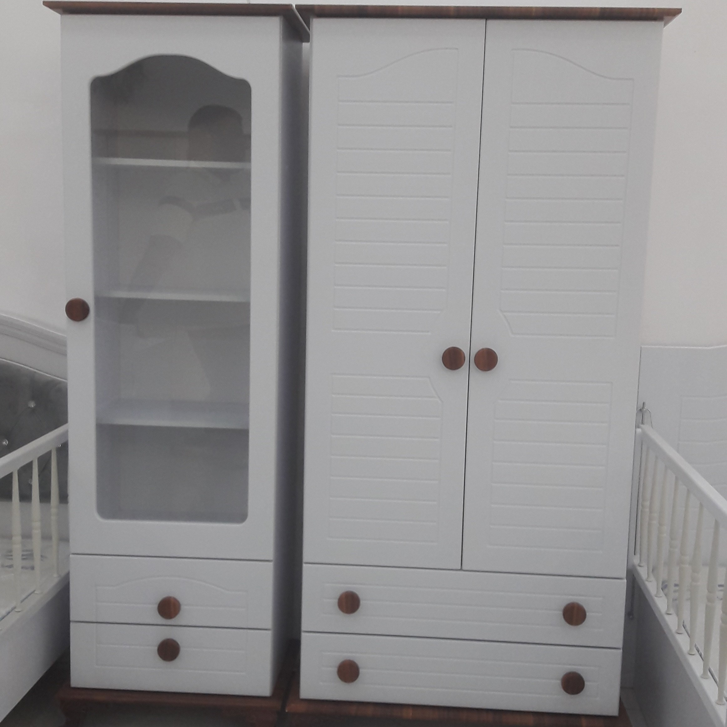 کمد نوزاد و نوجوان