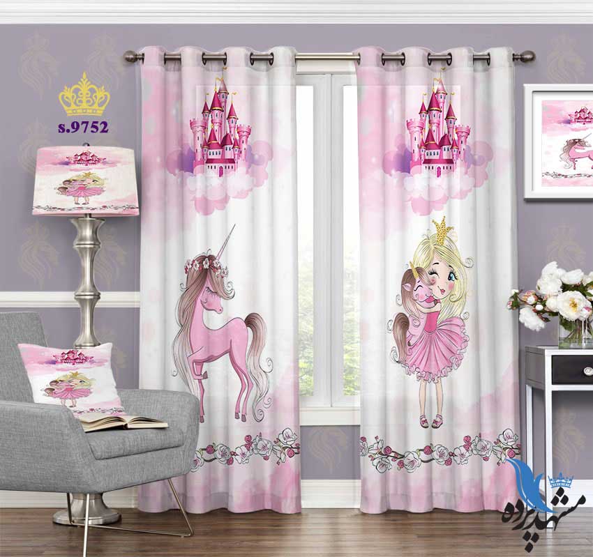 پرده پانچ کودک طرح دختر و اسب شاخدار کد S9752