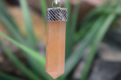 منشور اونتورین نارنجی