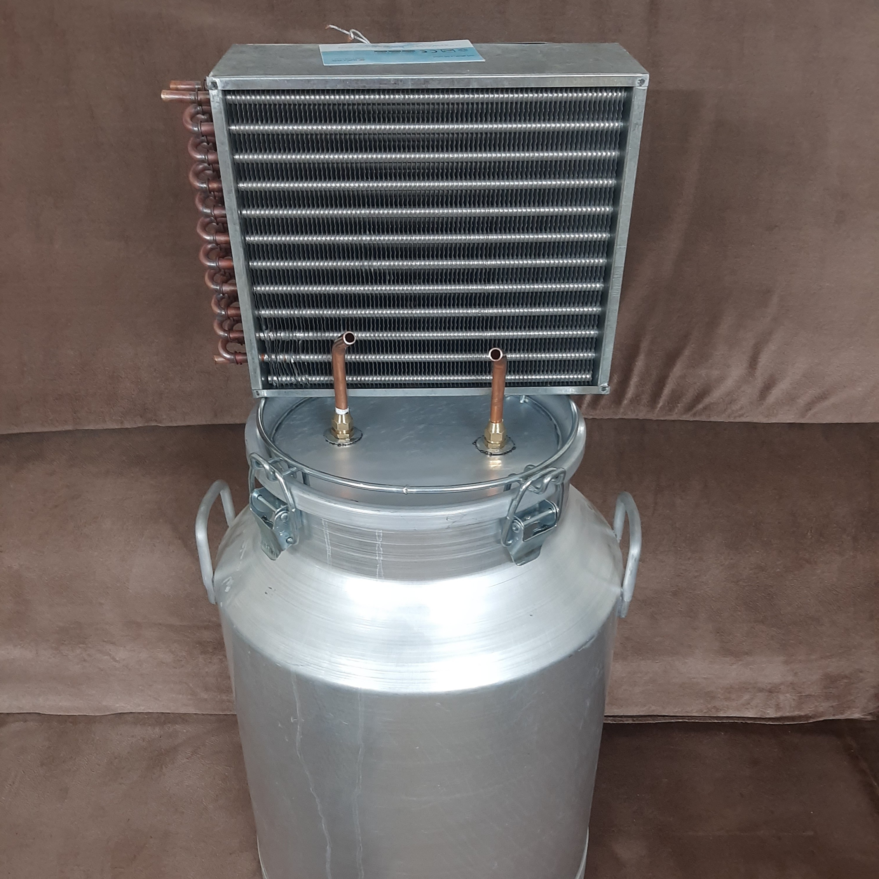 دیگ  تقطیر گلابگیر  عرقگیر 150 لیتری چفتی جدید با کندانسور برقی یخچال یک اسب (پس کرایه)