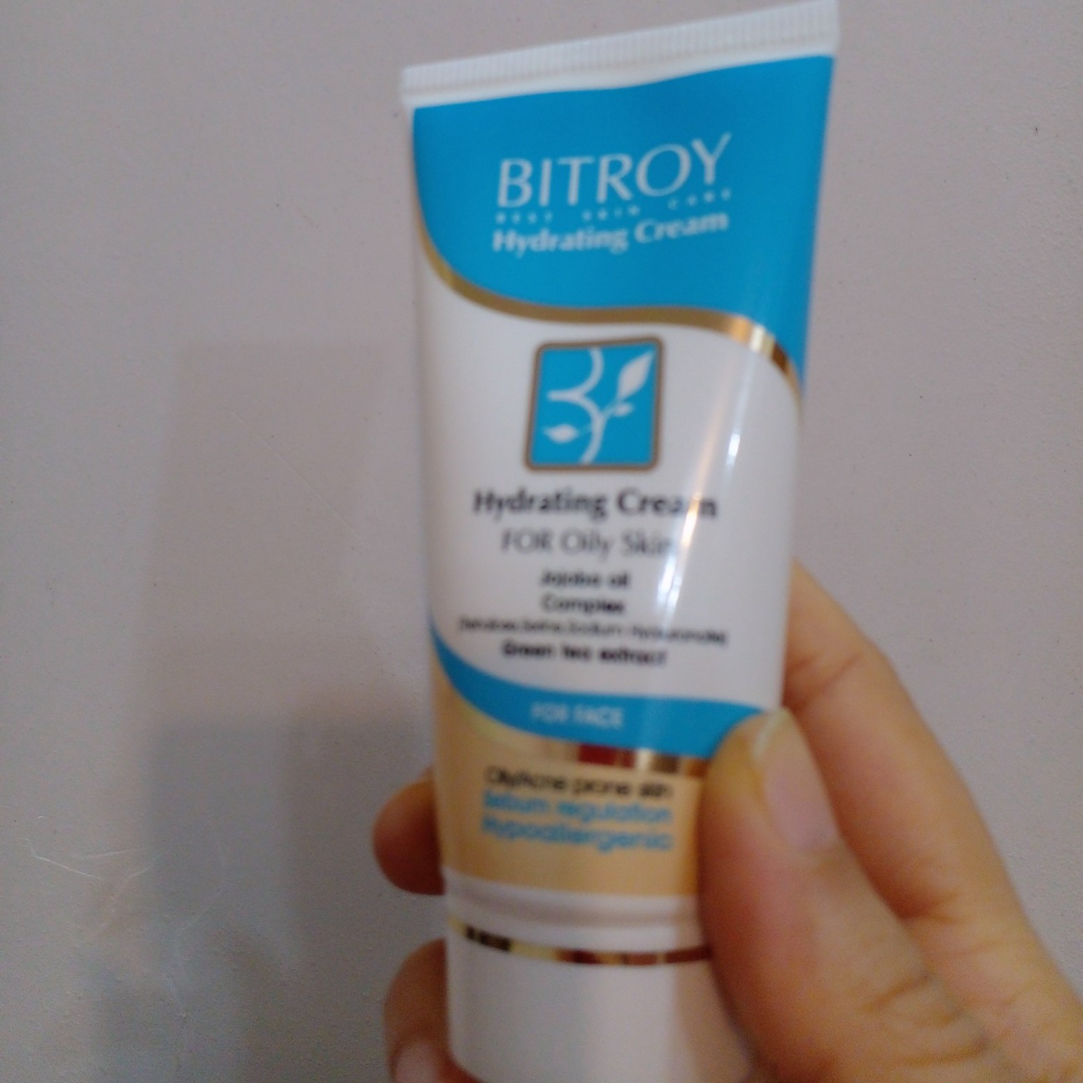 کرم آبرسات مخصوص پوست چرب bitroy