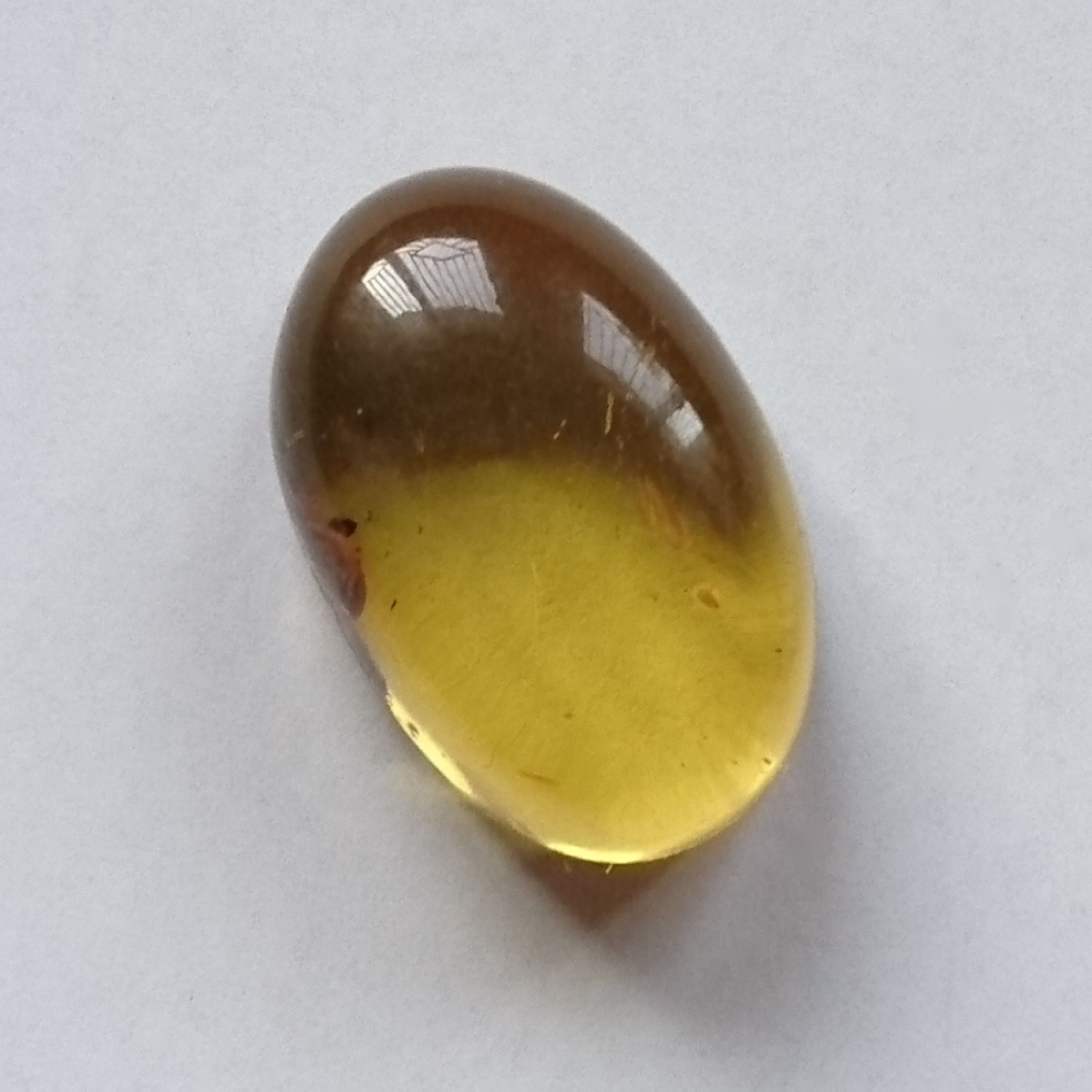 نگین کهربا شفاف بالتیک طبیعی