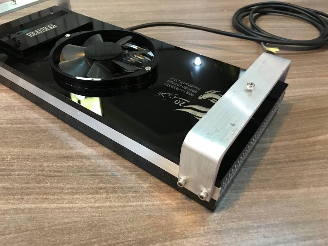 EL210w