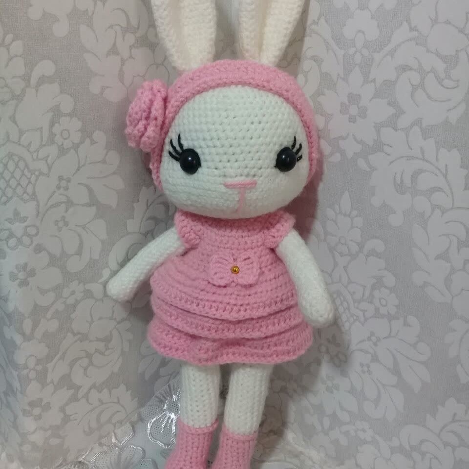 عروسک دست بافت خرگوش