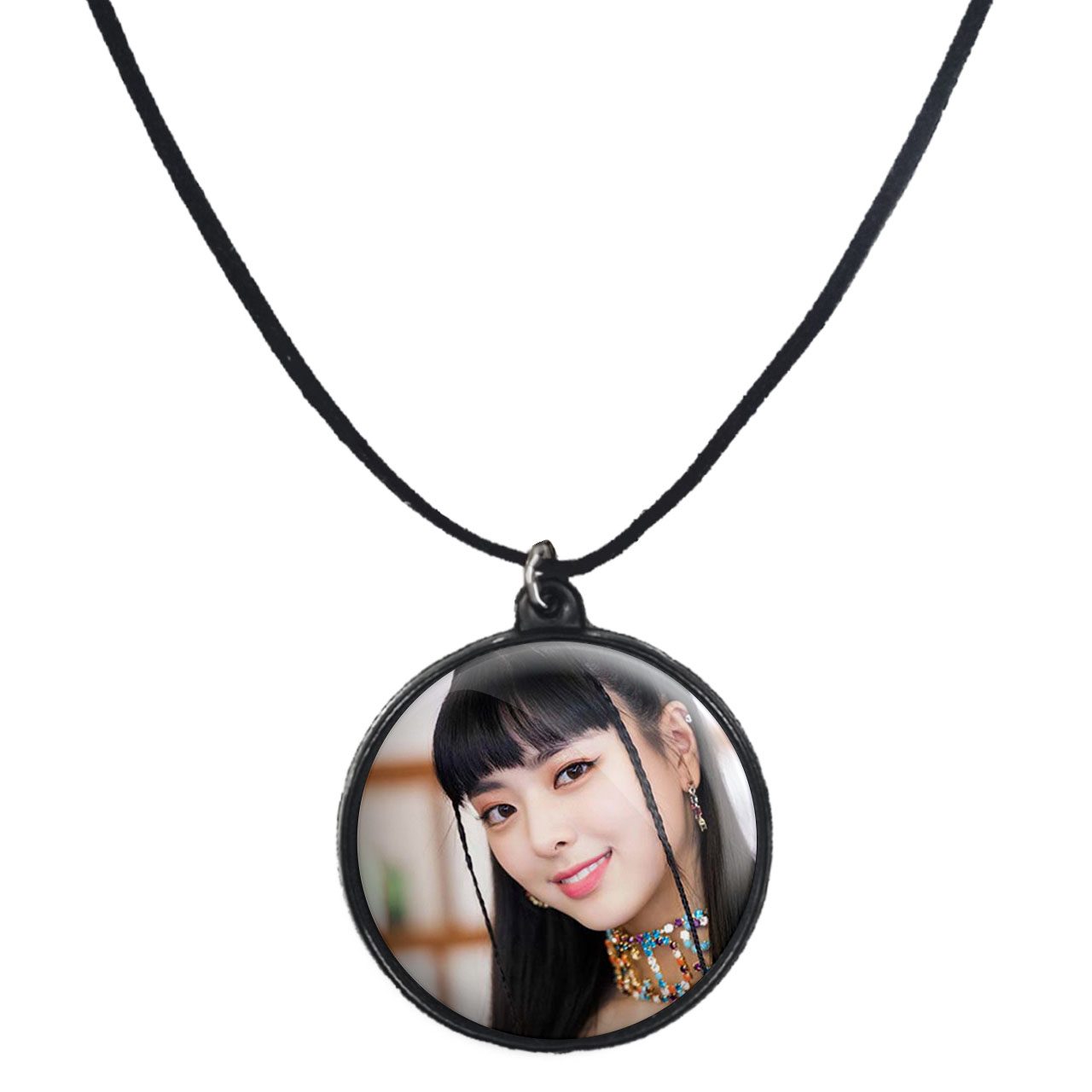 گردنبند پرمانه طرح گروه موسیقی ایتزی کد pmb.13088 مدل دو طرفه