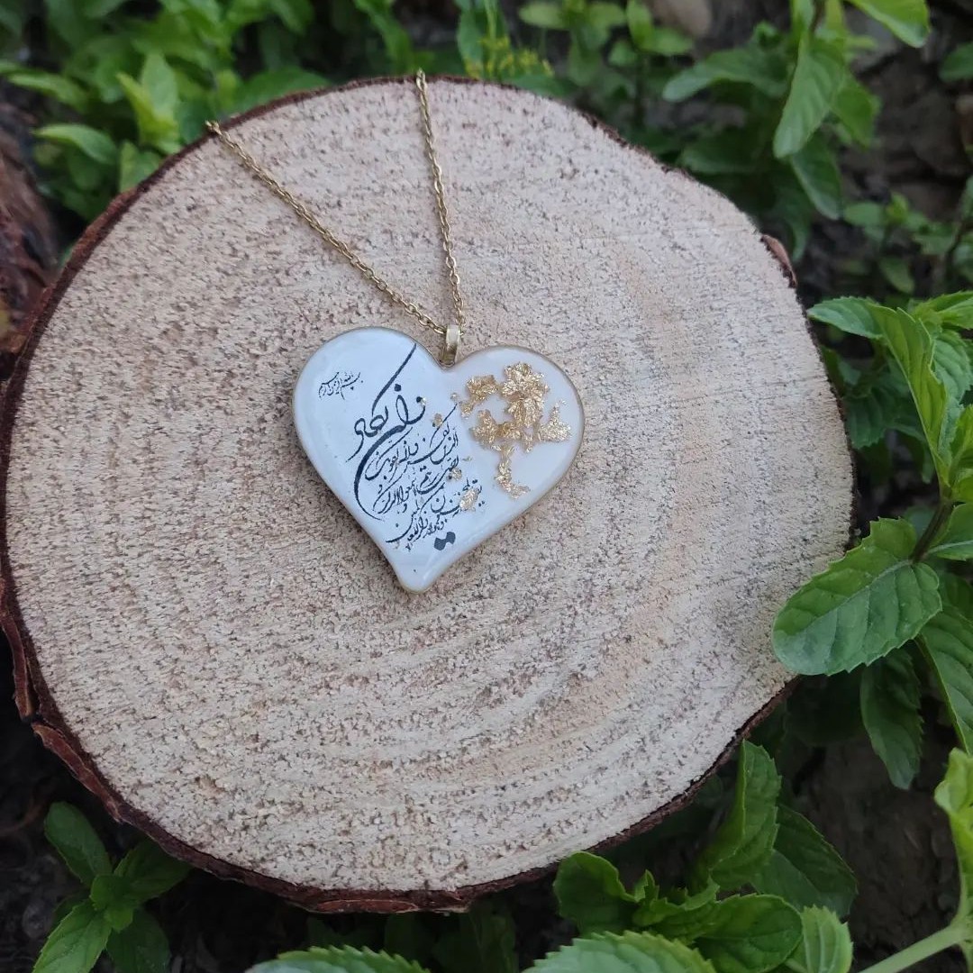 گردنبند رزینی