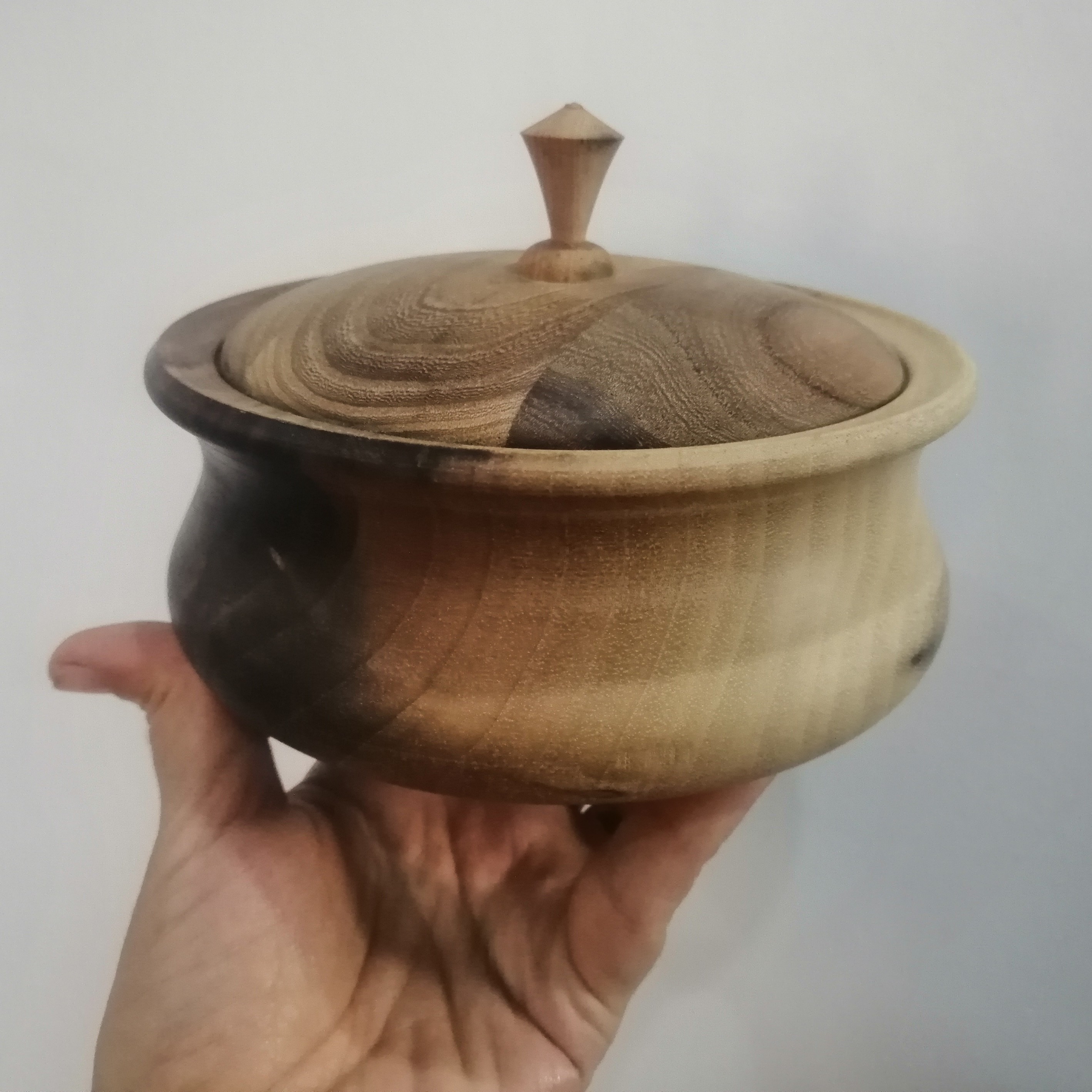 شکلات خوری چوبی قطر 15