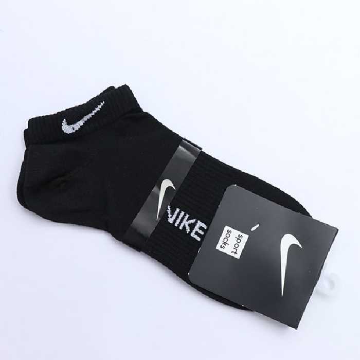 جوراب مچی مارک نایک رنگ مشکی پافیت 22652