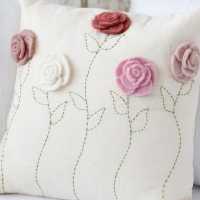 کوسن گل کاموا