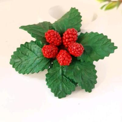 مگنت توت قرمز