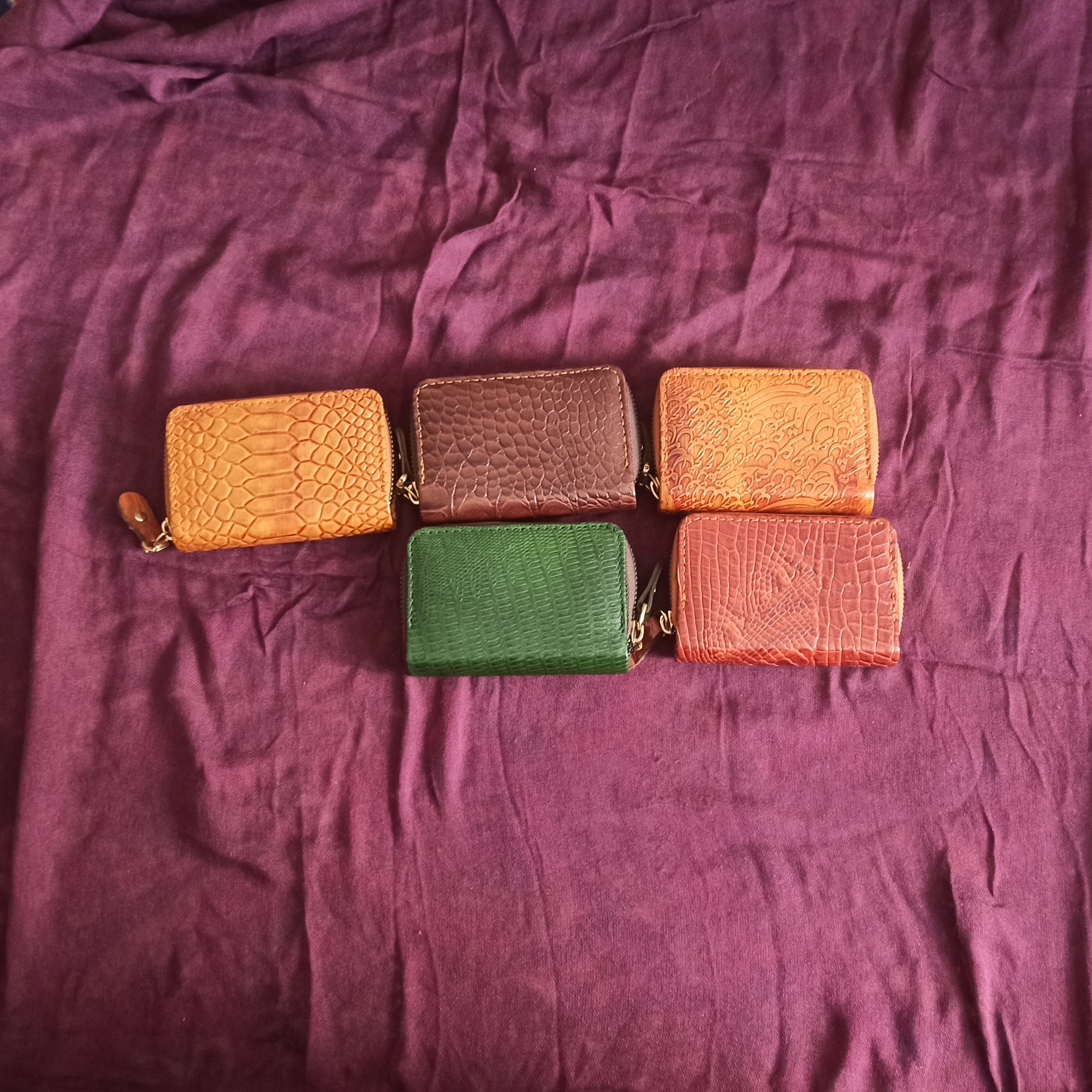 جاکارتی چرم 