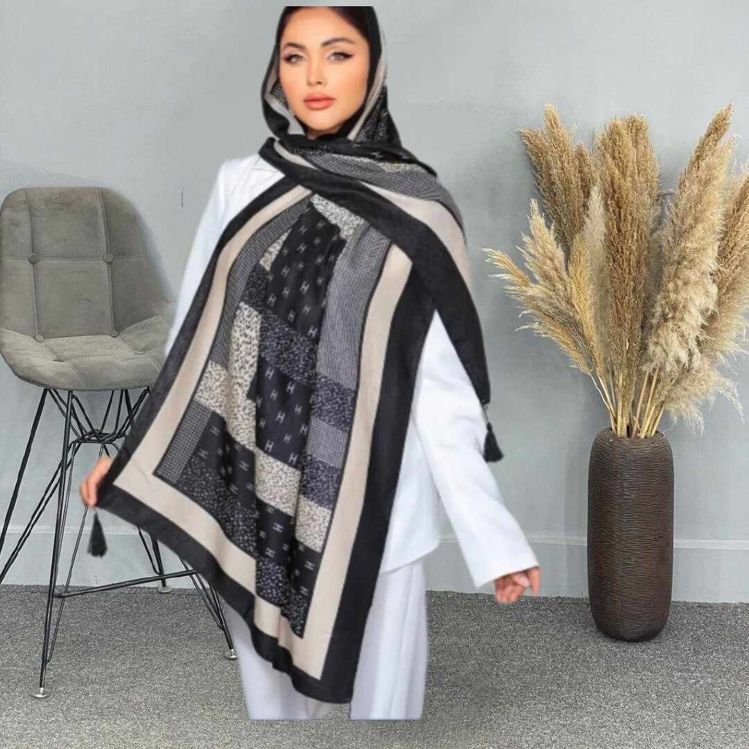 شال نخی. شال دو متری. عرض 75 سانت. طرح دار. یلدا. روز مادر