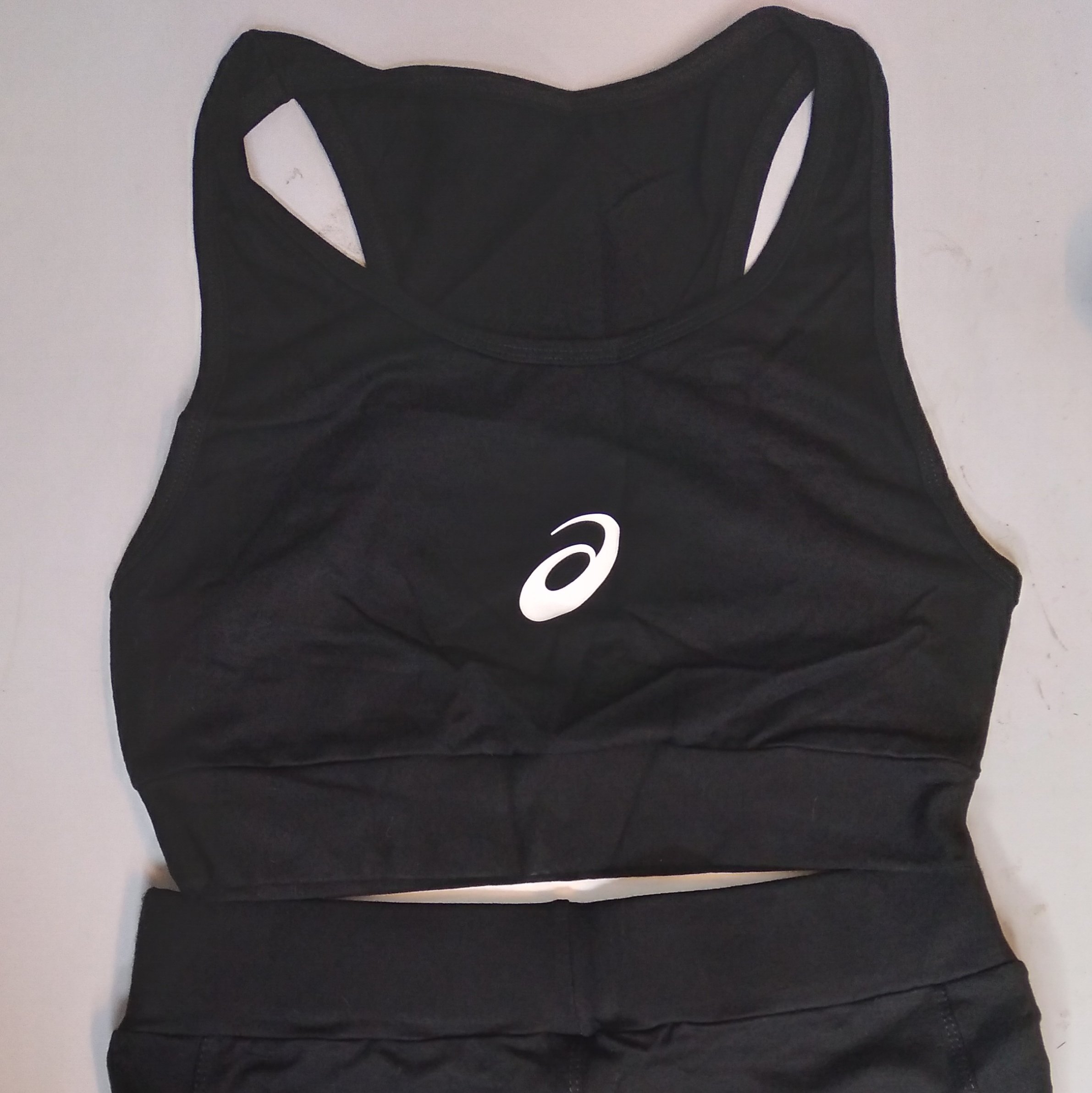 نیمتنه وشورتک