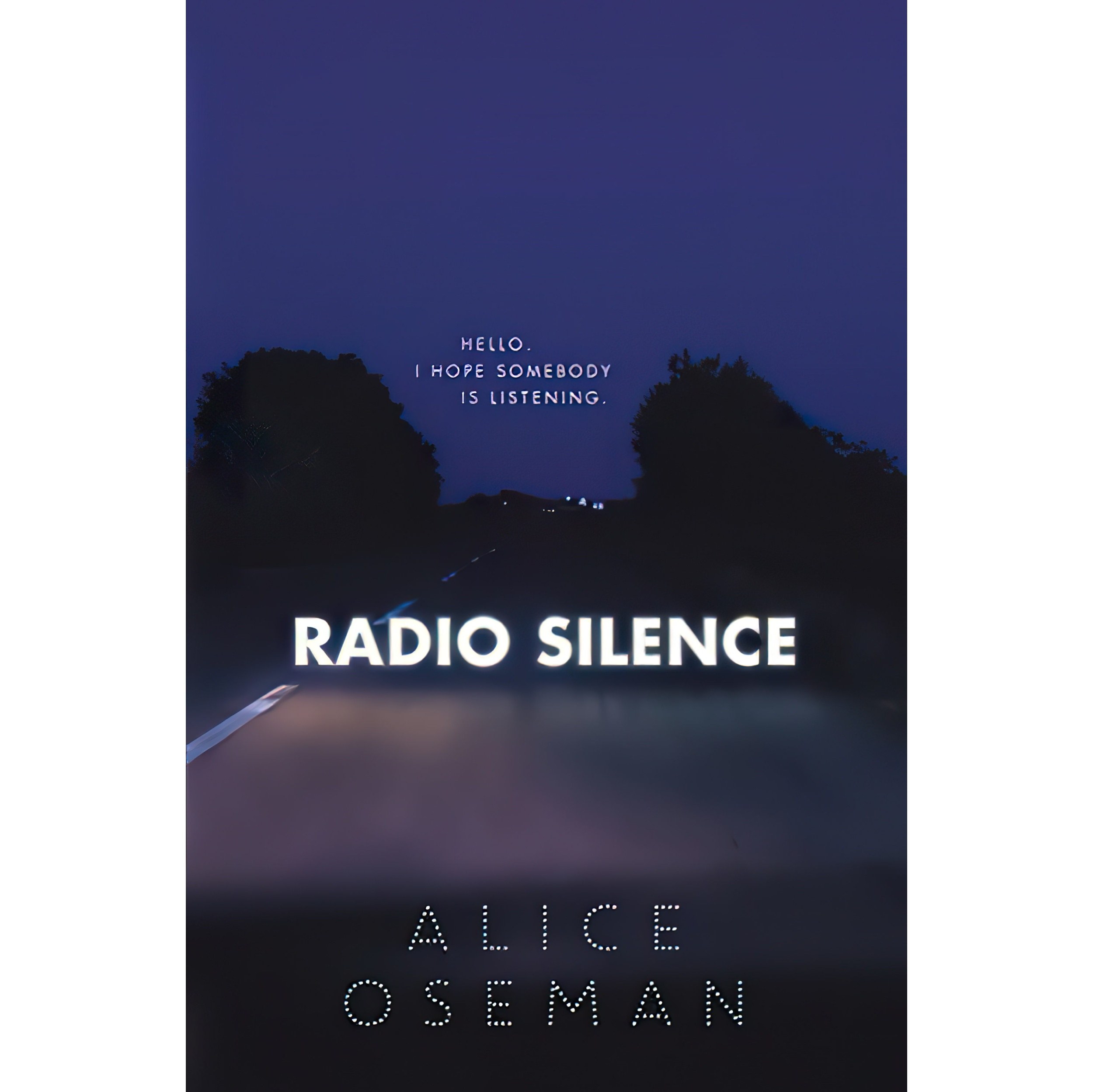 کتاب زبان اصلی Radio Silence اثر Alice Oseman انتشارات HarperTeen