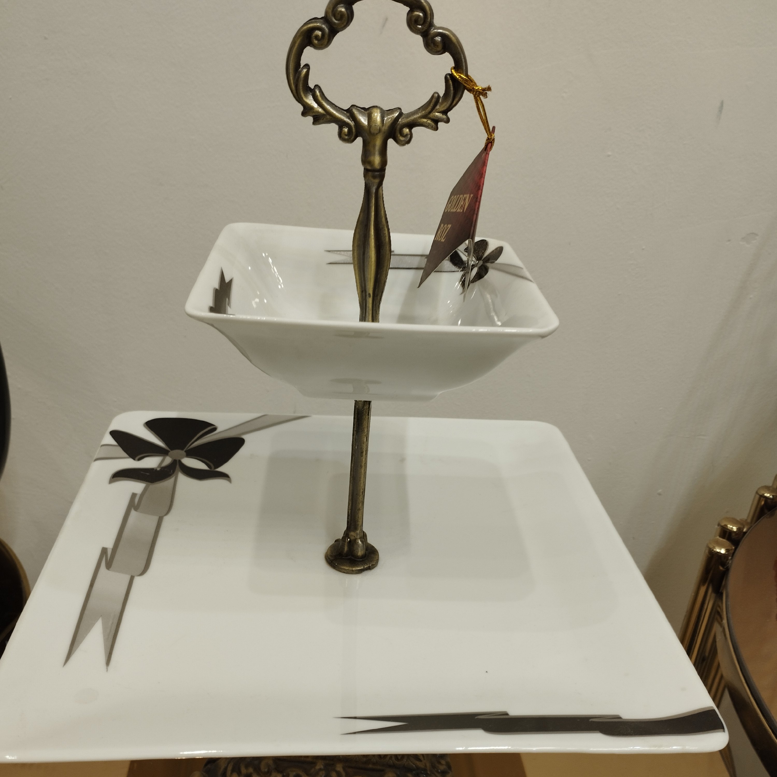 ظرف دو طبقه آلیاژ 