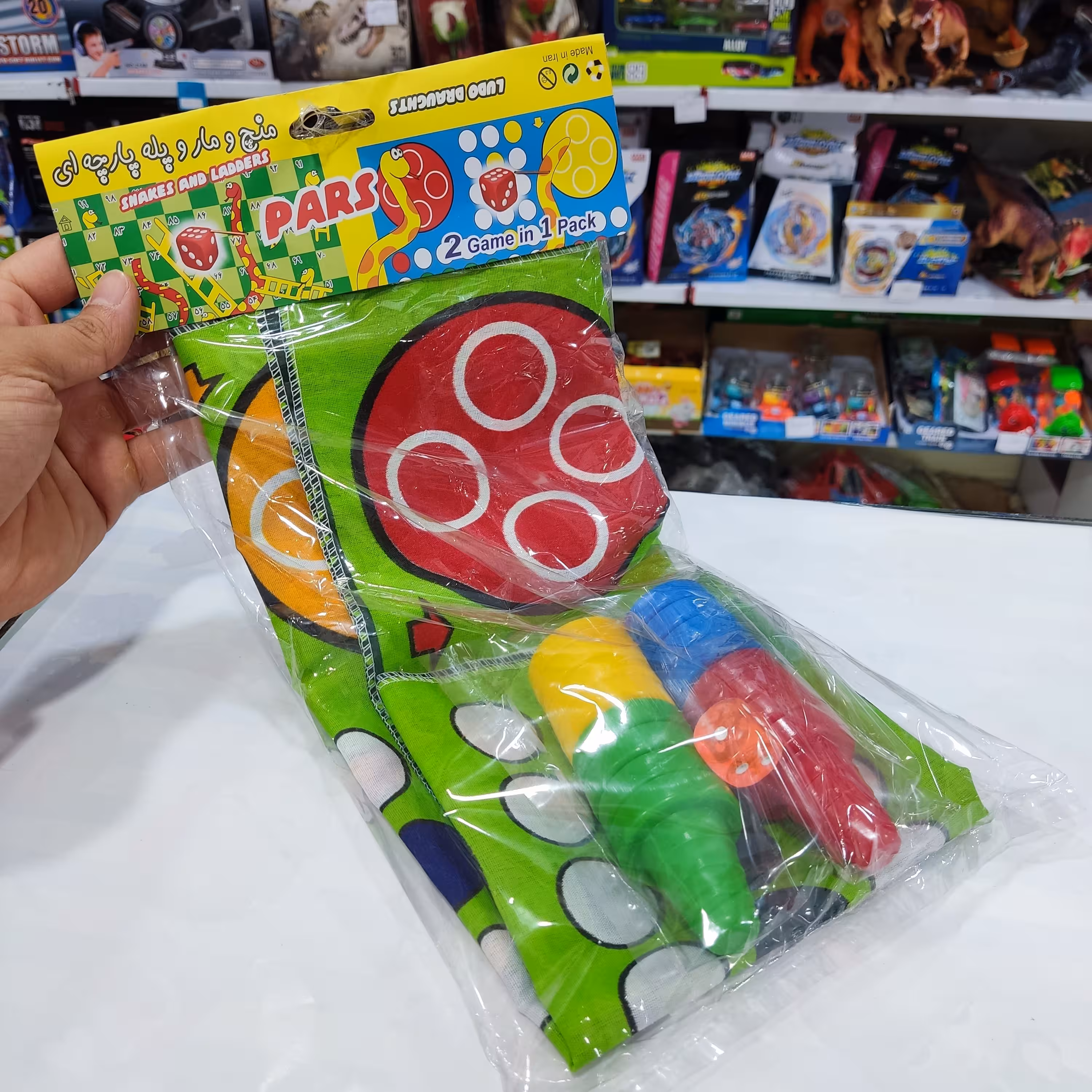 اسباب بازی منچ و مار پله پارچه ای