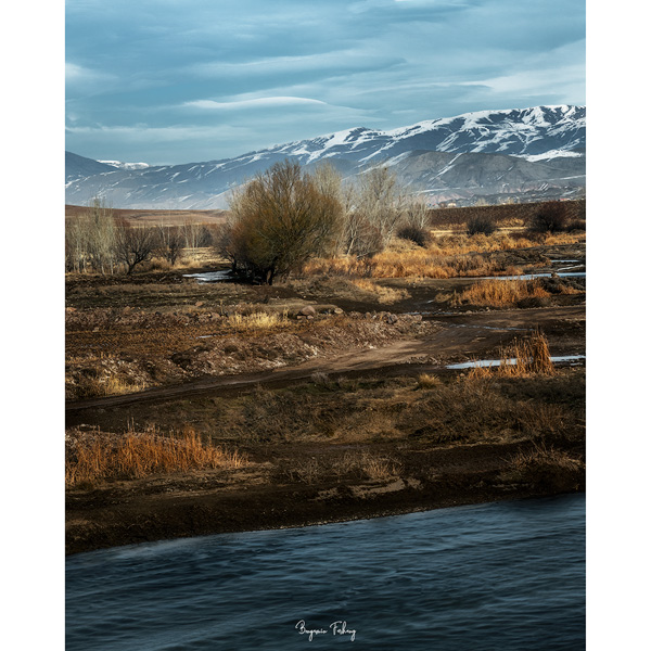 تابلو شاسی مدل منظره رودخانه و درخت و کوه کد 027