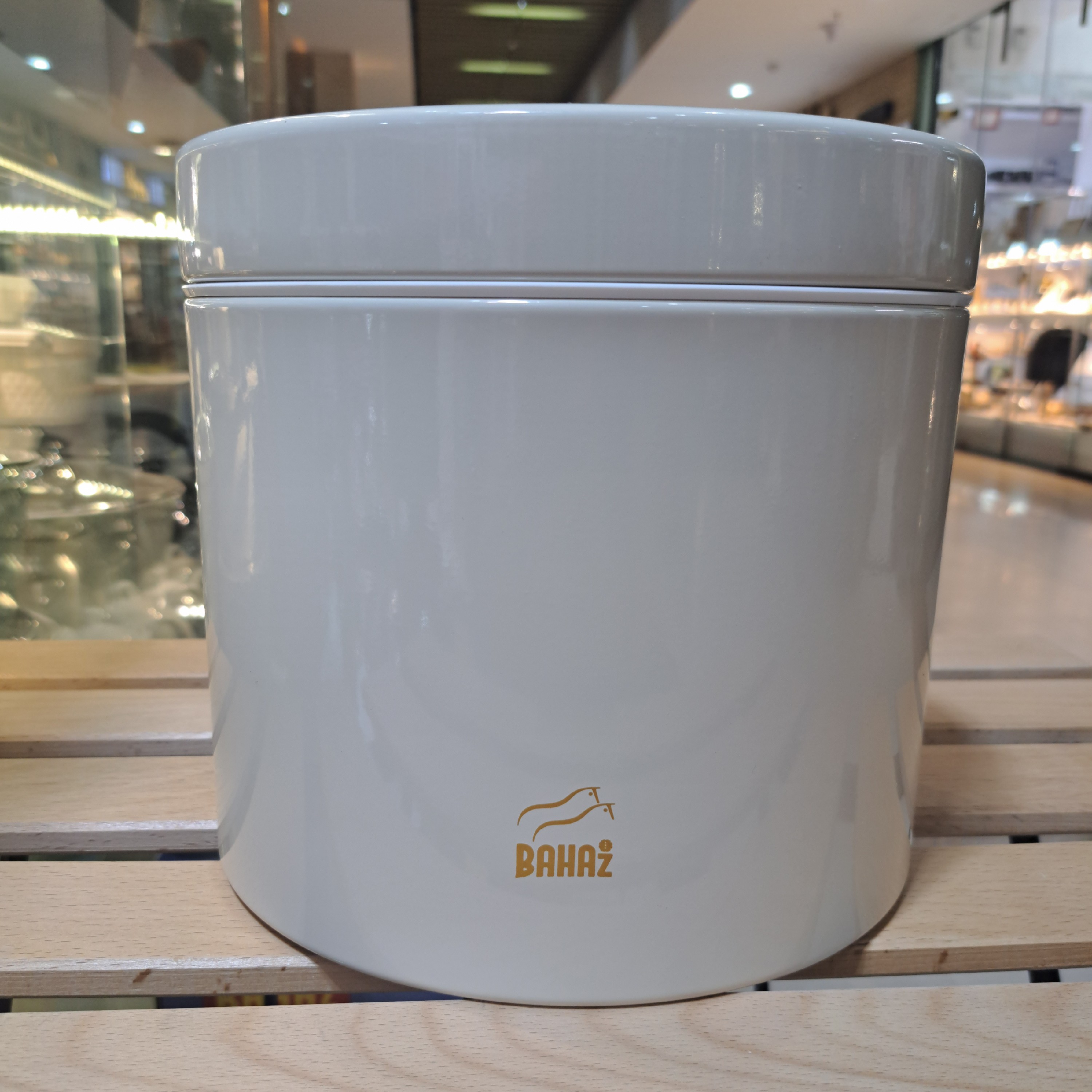  سطل قند 5 کیلویی رنگ کرم در فلز برند بهاز کالا