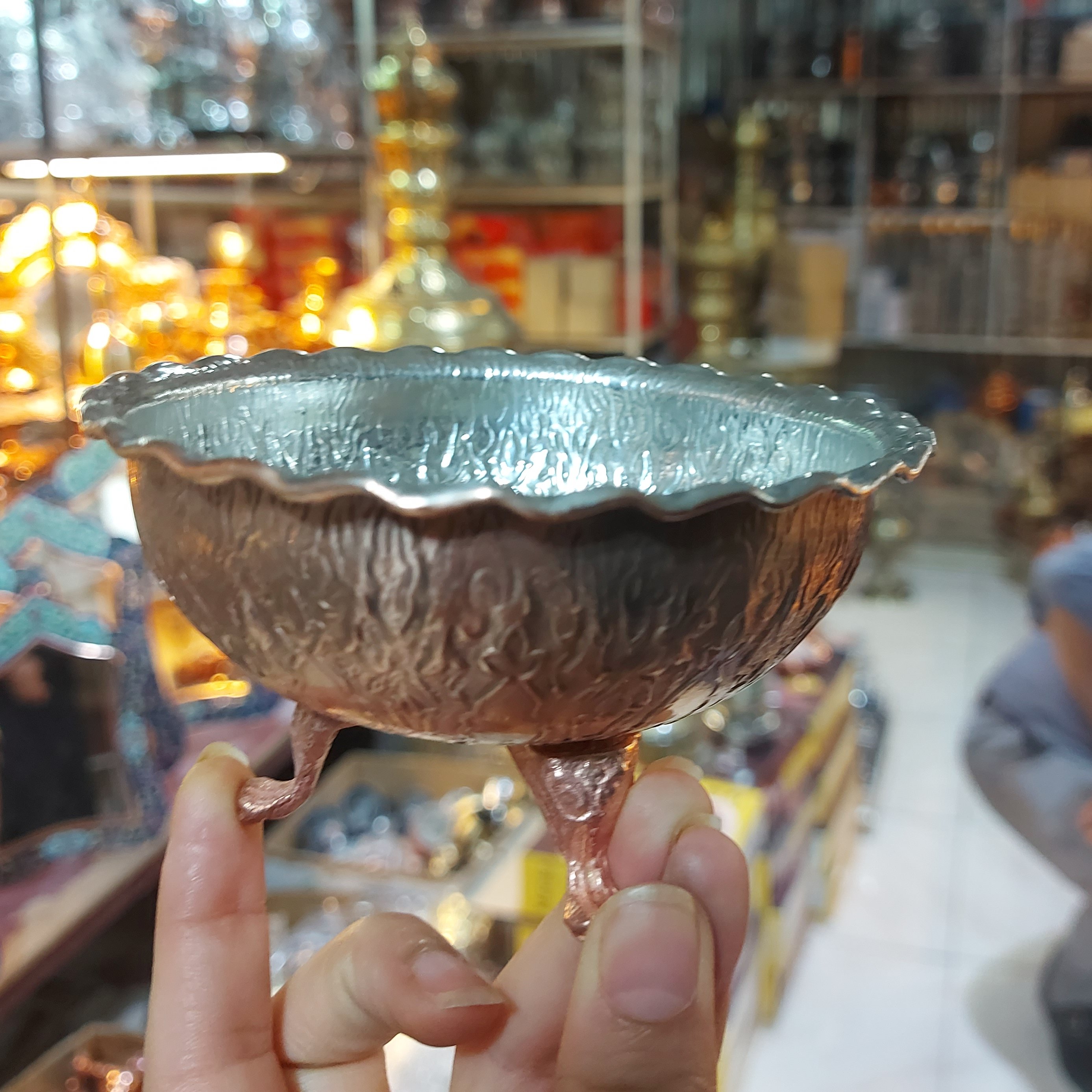 آجیل خوری مسی 3 پایه قلمزنی لبه دالبر بسته 6 عددی