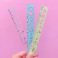 خط کش فلزی شابلون دار فانتزی 18 سانتی متر