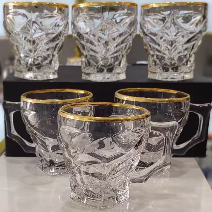فنجان بوگاتی لب طلا  براق ( هزینه ارسال به عهده مشتری)