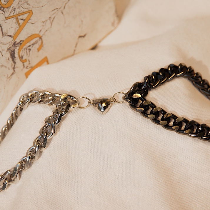 دستبند ست مگنتی طرح قلب دو رنگ