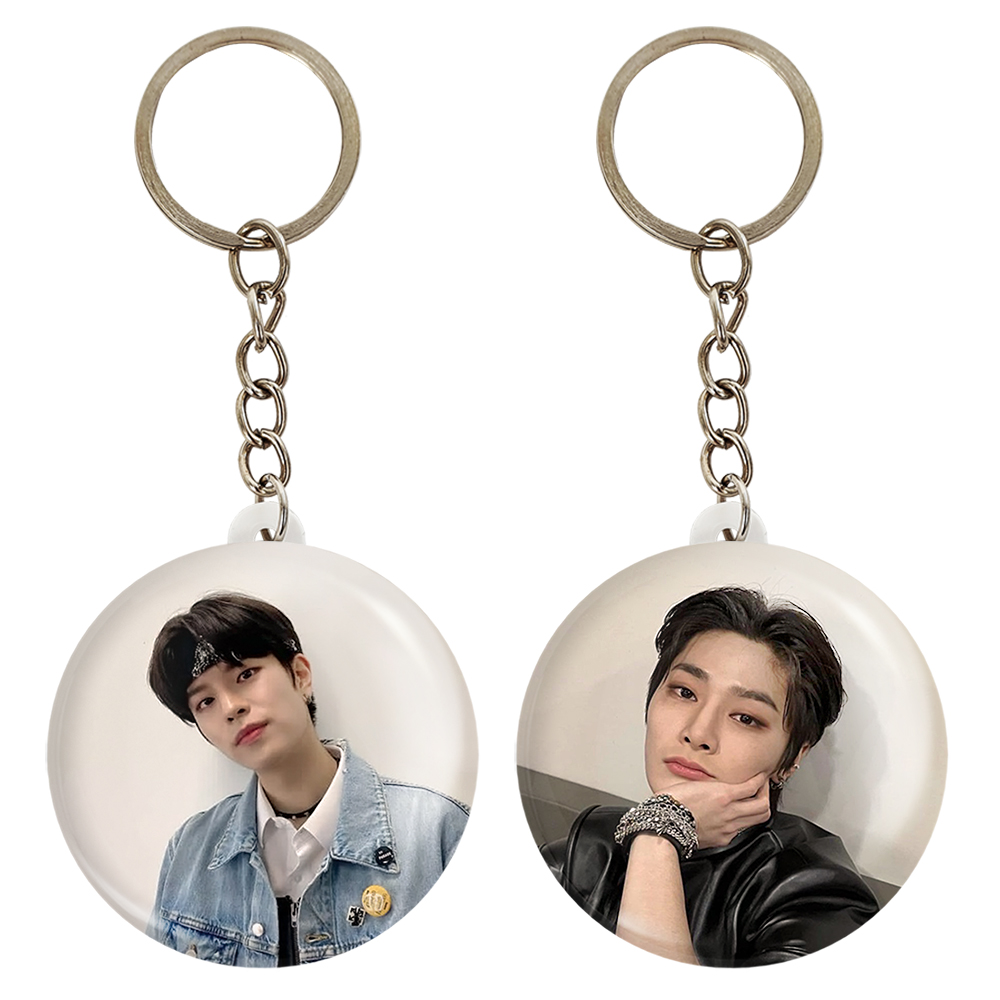 جاکلیدی خندالو مدل آی ان و سونگمین گروه استری کیدز Stary Kids کد 1693316935 مجموعه 2 عددی