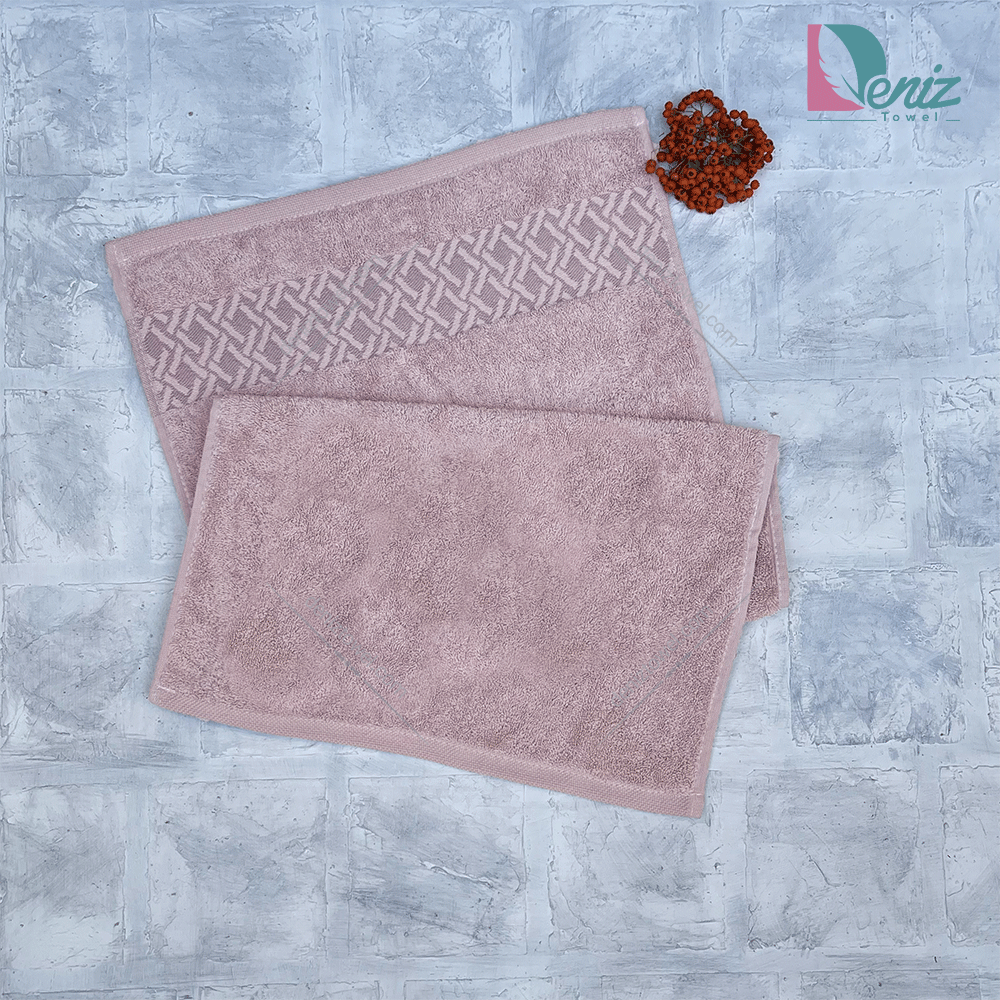 حوله دستی طرح لاین رنگ کالباسی