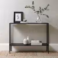 استند فلزی کنار سالنی لیانا(پسکرایه)