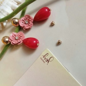 گوشواره شکوفه و سنگ