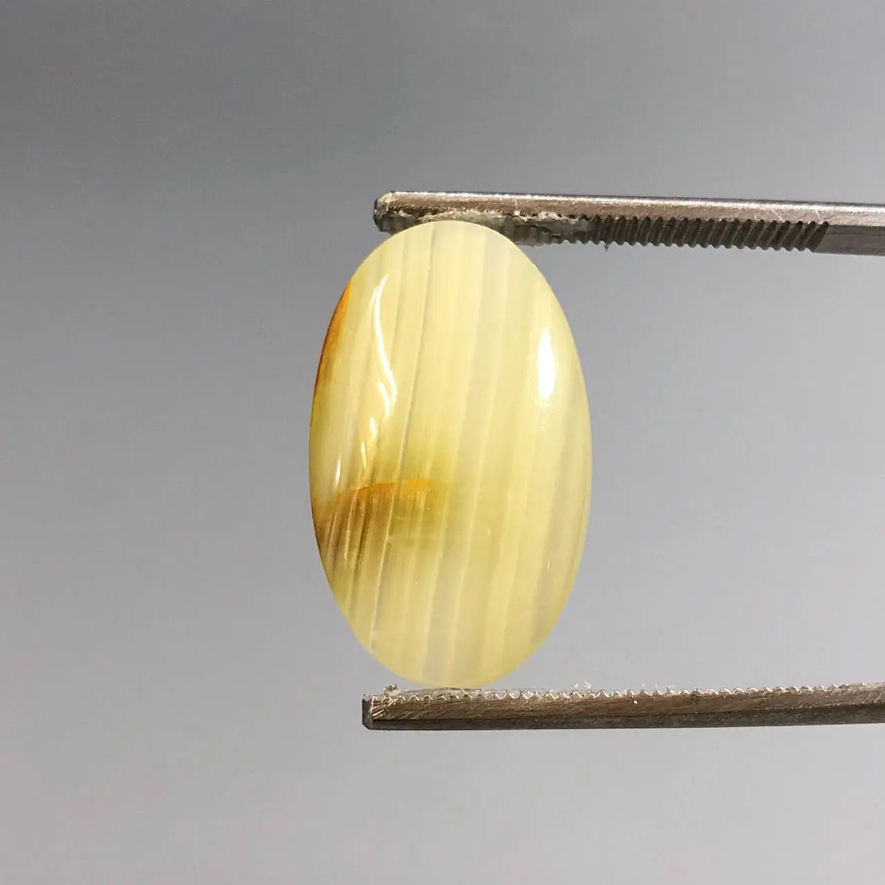 نگین کلسیت طبیعی بیضی 250500