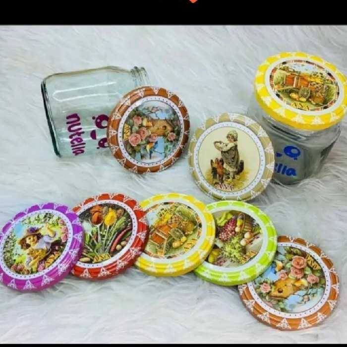 درب بانکه و شیشه در طرح های فانتزی و دلبر برای زیباتر شدن شیشه های ترشی و مربا یک عدد 