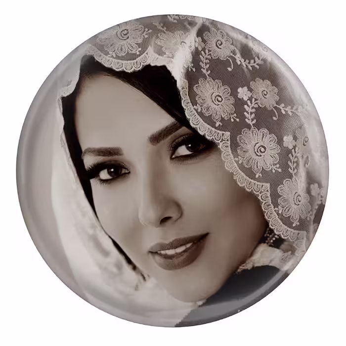 پیکسل طرح بازیگر لیلا اوتادی مدل S8687