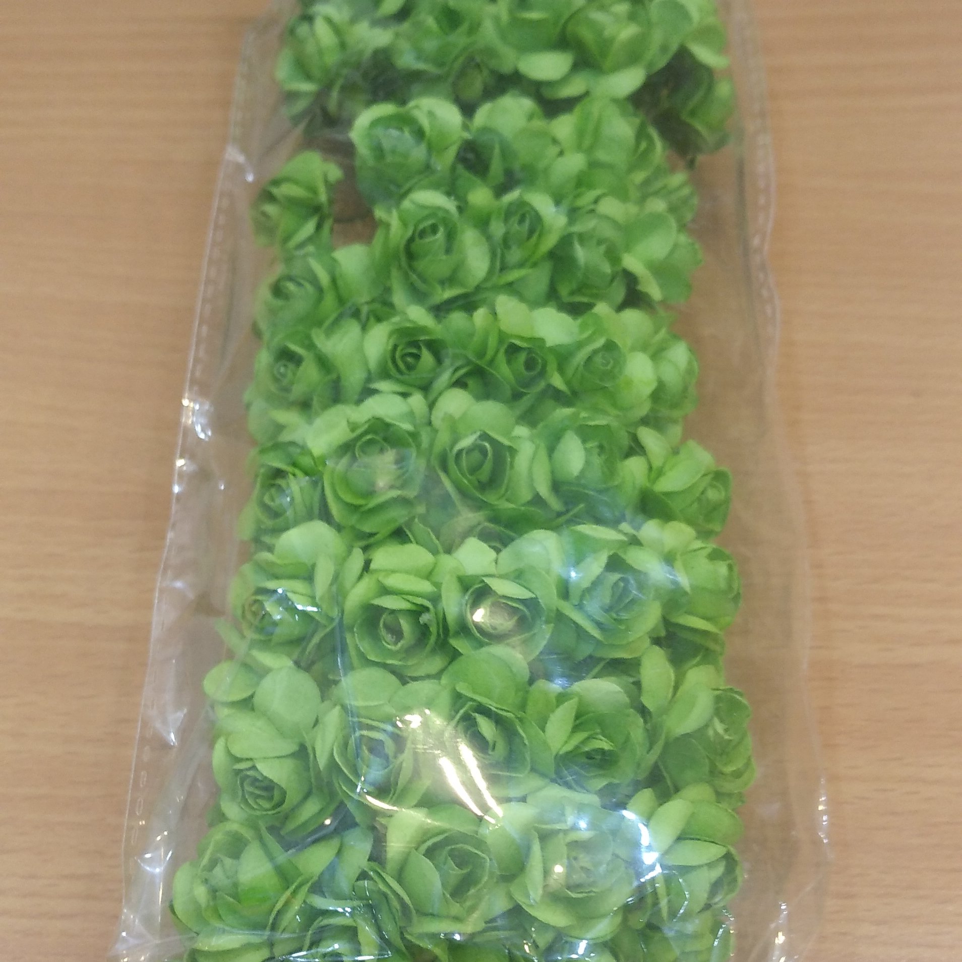 گل کاغذی ریز سبز 1 بسته 100 عددی