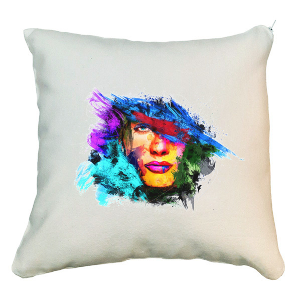 کوسن مدل دختر