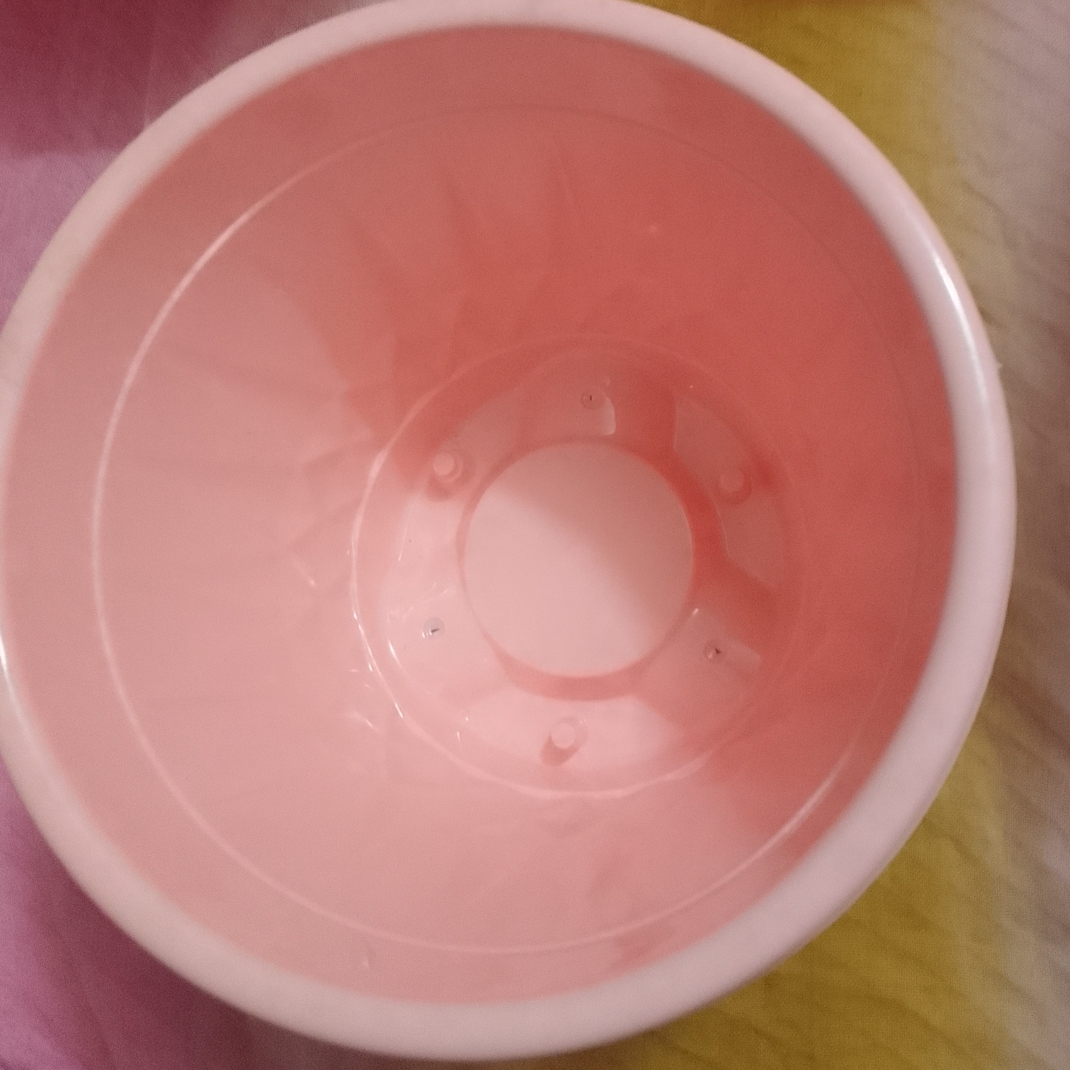 گلدان پلاستیکی سایز  بزررگ