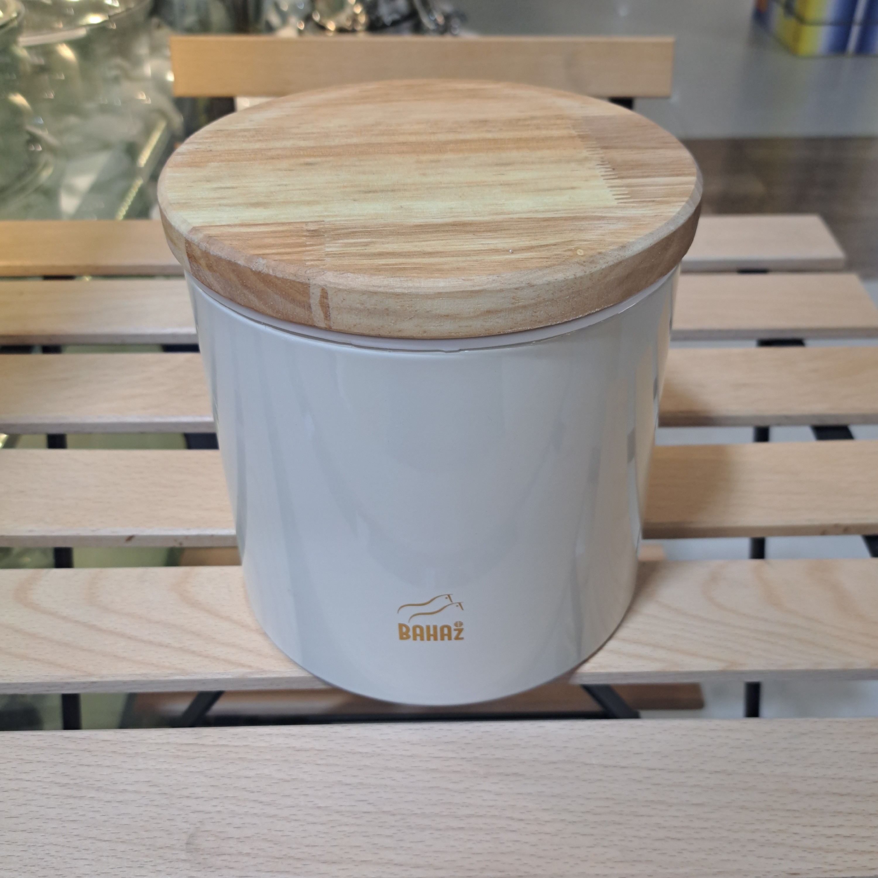  سطل شکر 3 کیلویی رنگ کرم در بامبو برند بهاز کالا