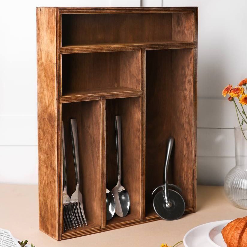 جاقاشقی داخل کابینت چوبی