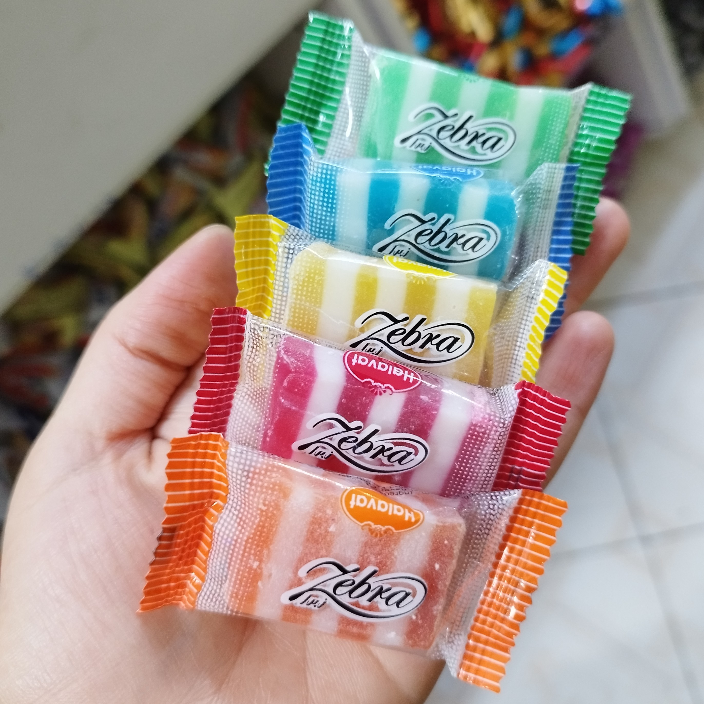 باسلق زیبا تازه و خوشمزه (یک کیلو). باسلوق ، شکلات راحتی ، نرمک راحت الحلقوم