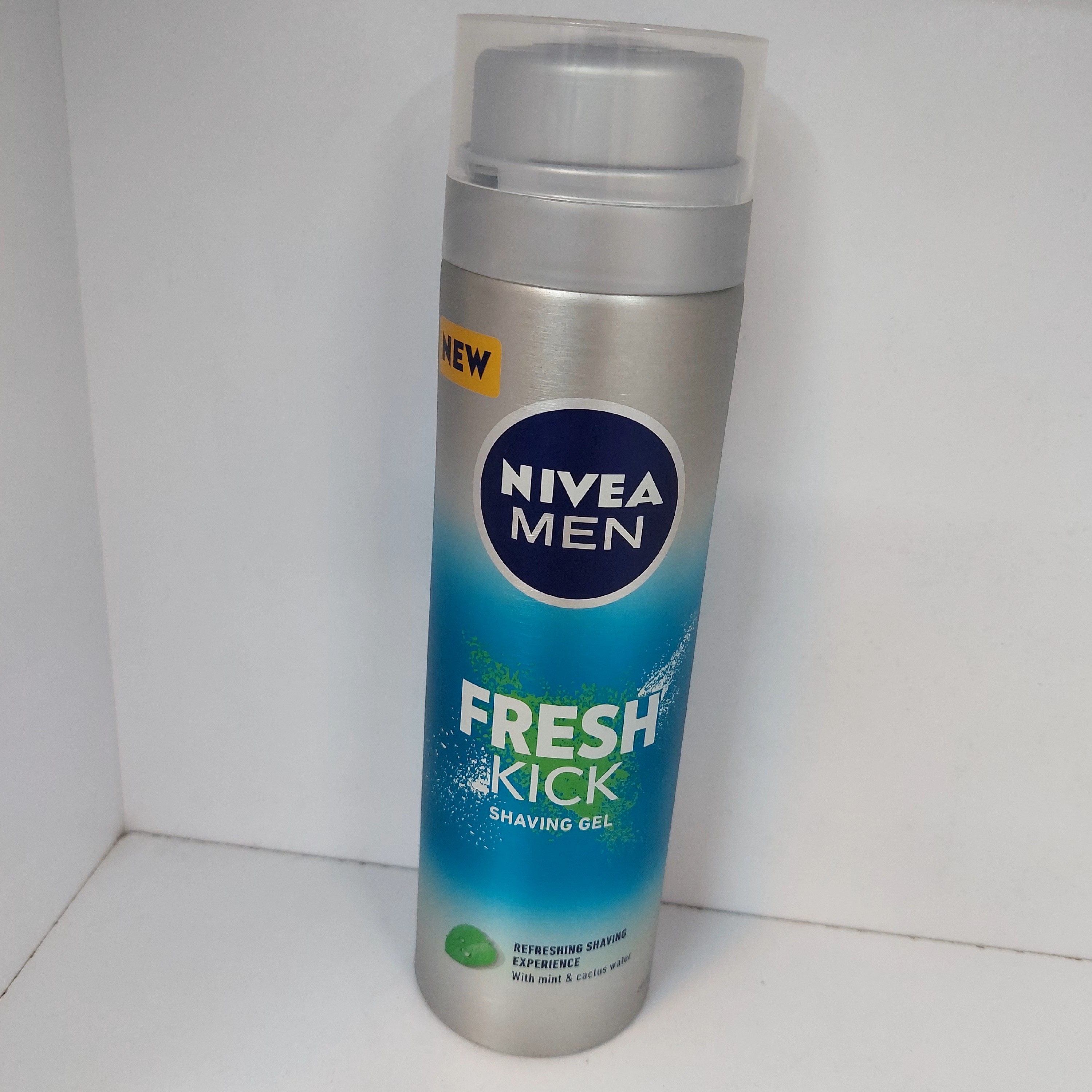ژل اصلاح مردانه نیوا مدل(fresh kick(200ml