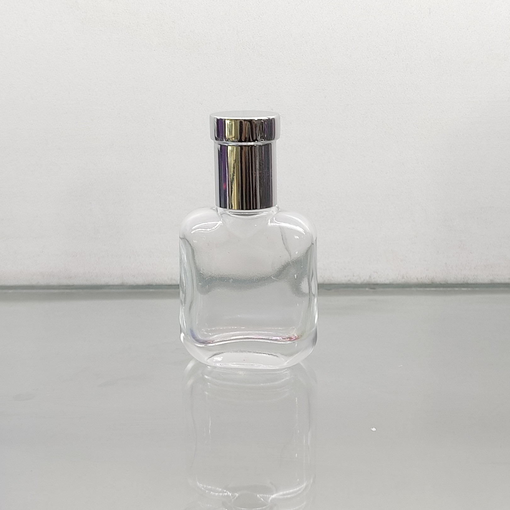 شیشه عطر پلمپ کتابی