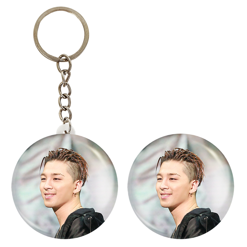 پیکسل خندالو مدل ته یانگ گروه بیگ بنگ BIGBANG کد 12578 به همراه جاکلیدی