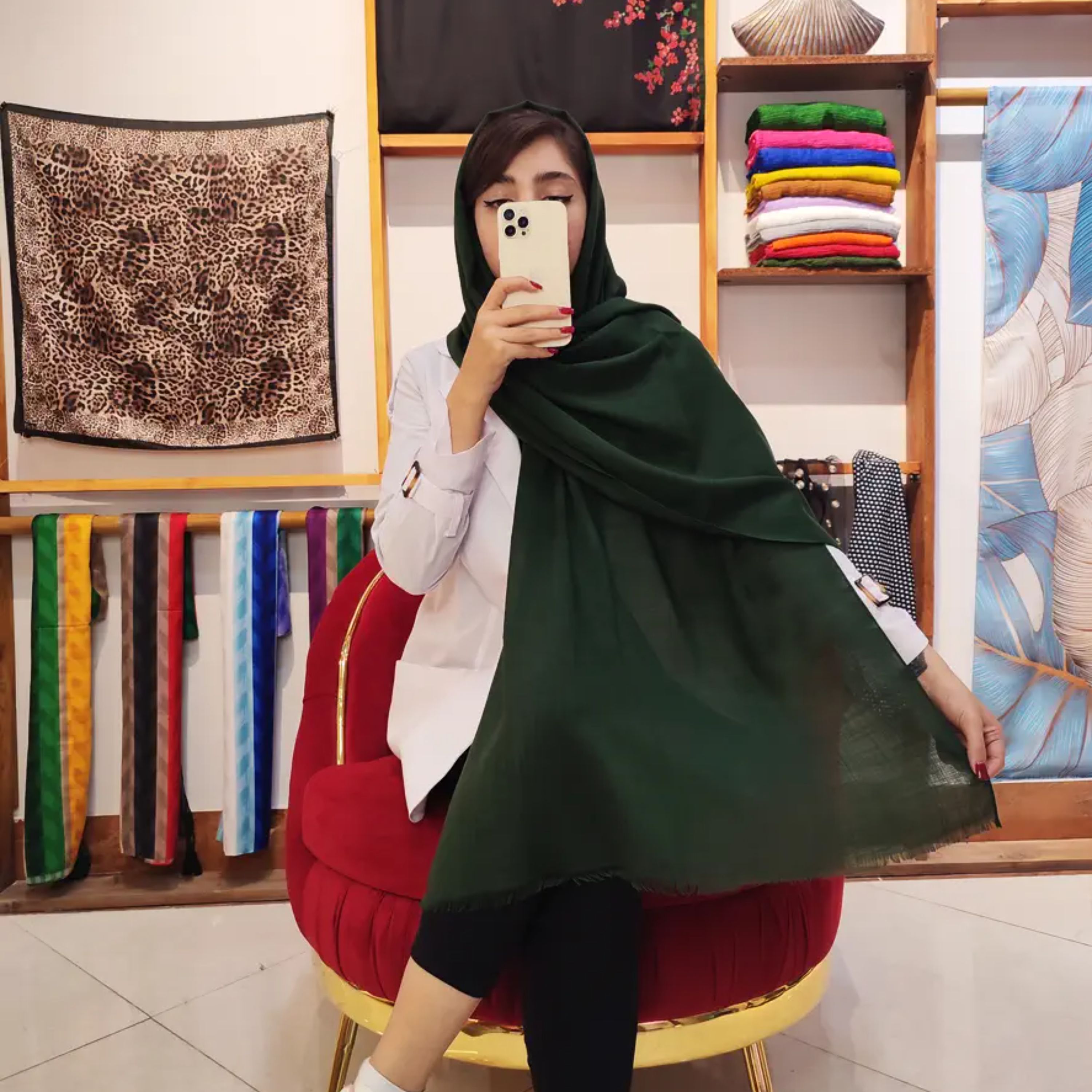 شال سبز یشمی ساده جنس لنین نخی 4409