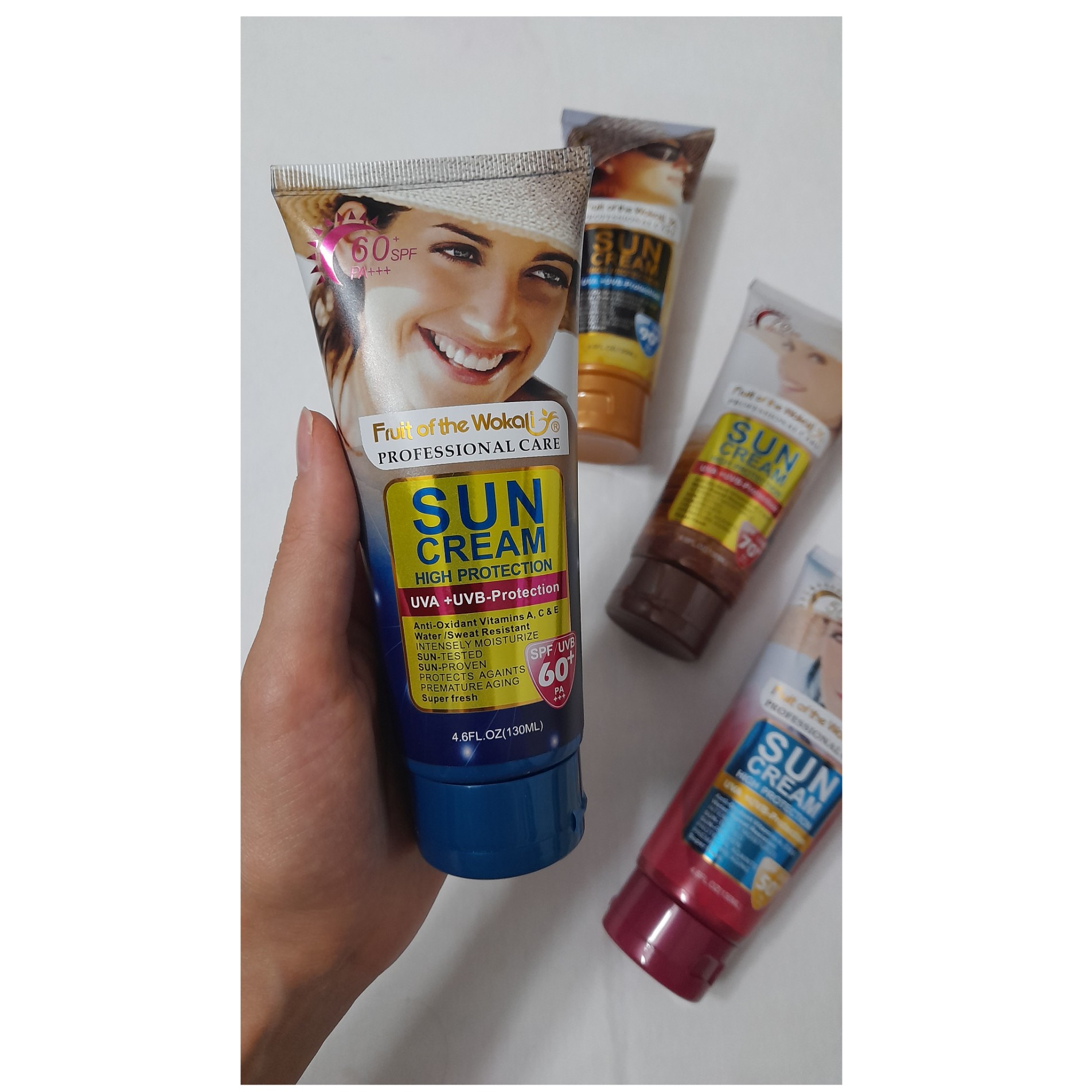 ضد آفتاب وکالی spf60 ضد آفتاب سبک ضد آفتاب فاقد چربی ضد آفتاب پرایمردار حجم 130 میل با صرفه