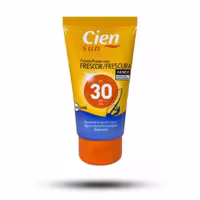 کرم ضد آفتاب بی رنگ Cien حاوی SPF30 برای پوست حساس حجم 150 میل